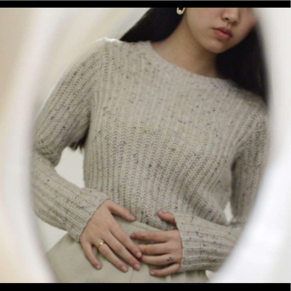 CABLE KNIT WHITE CREAM SWEATER